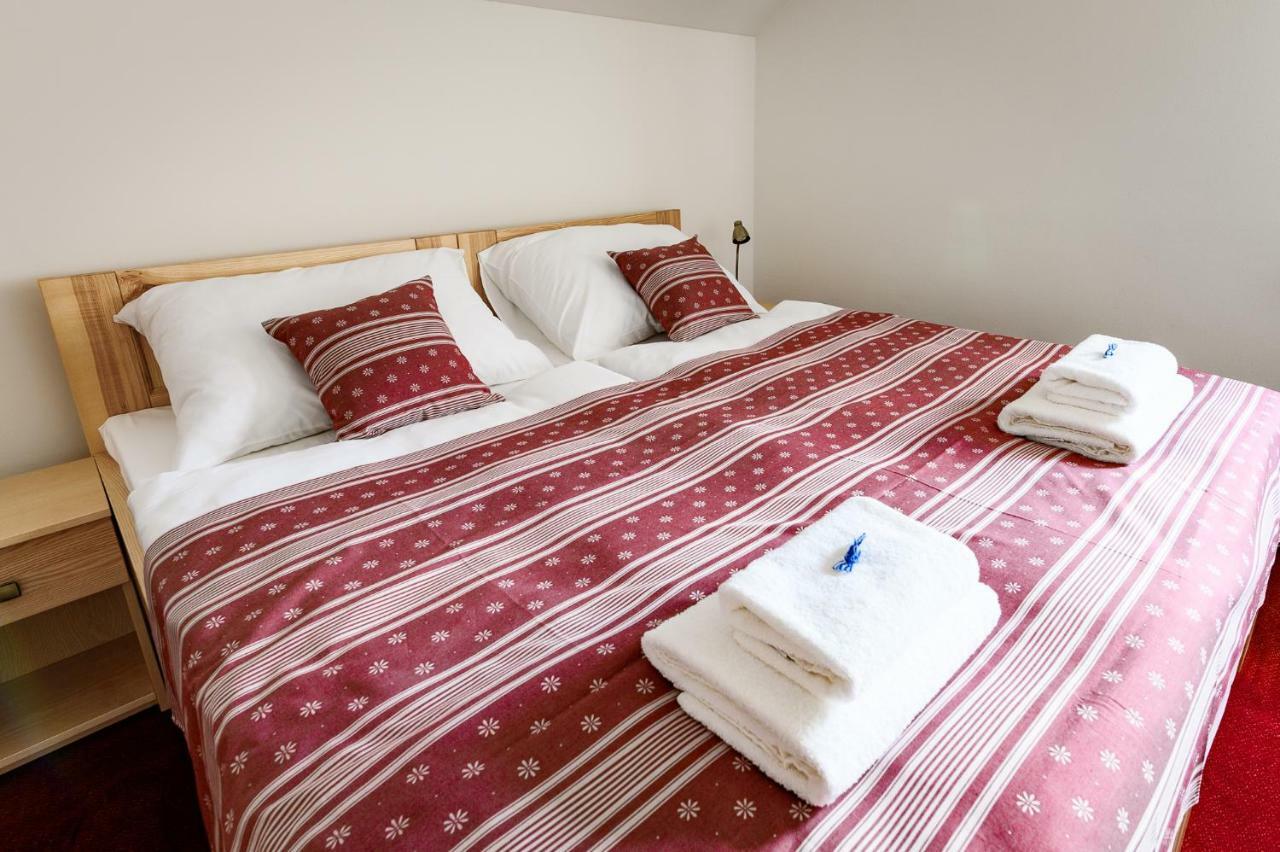 Vencluv Statek Hotel Javornice Kültér fotó